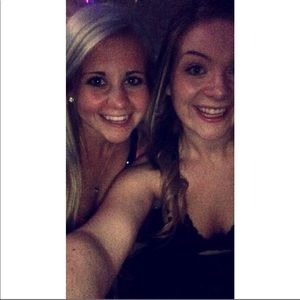 Meet your Posher, Courtney